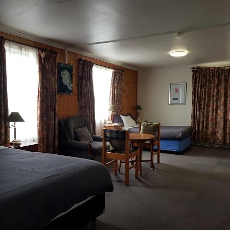 Clunes Motel ภายนอก รูปภาพ
