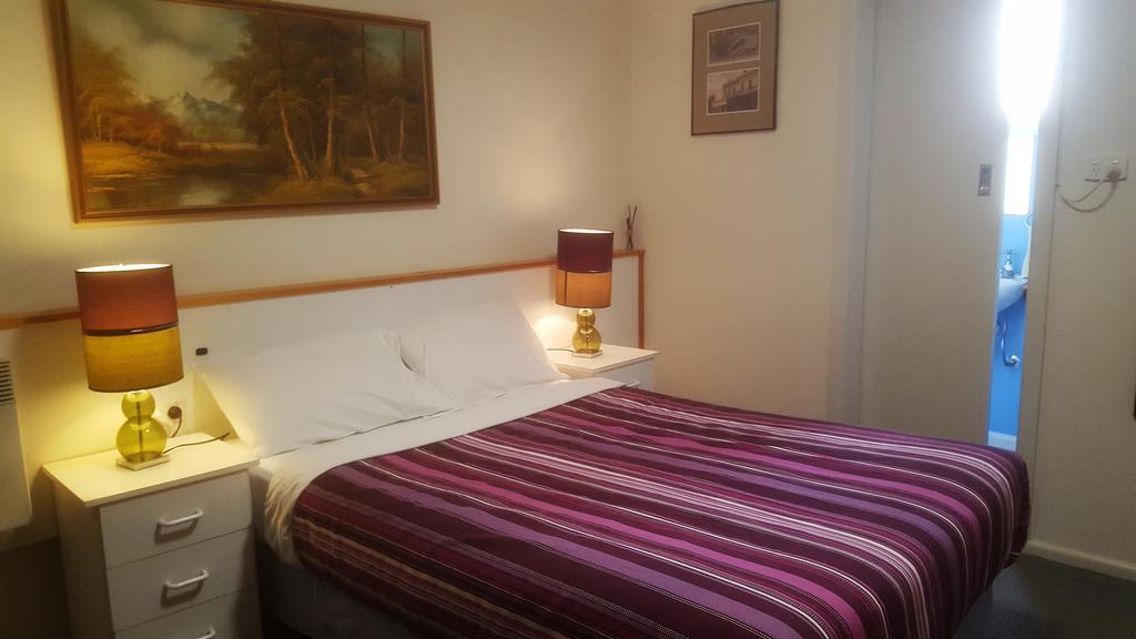 Clunes Motel ภายนอก รูปภาพ
