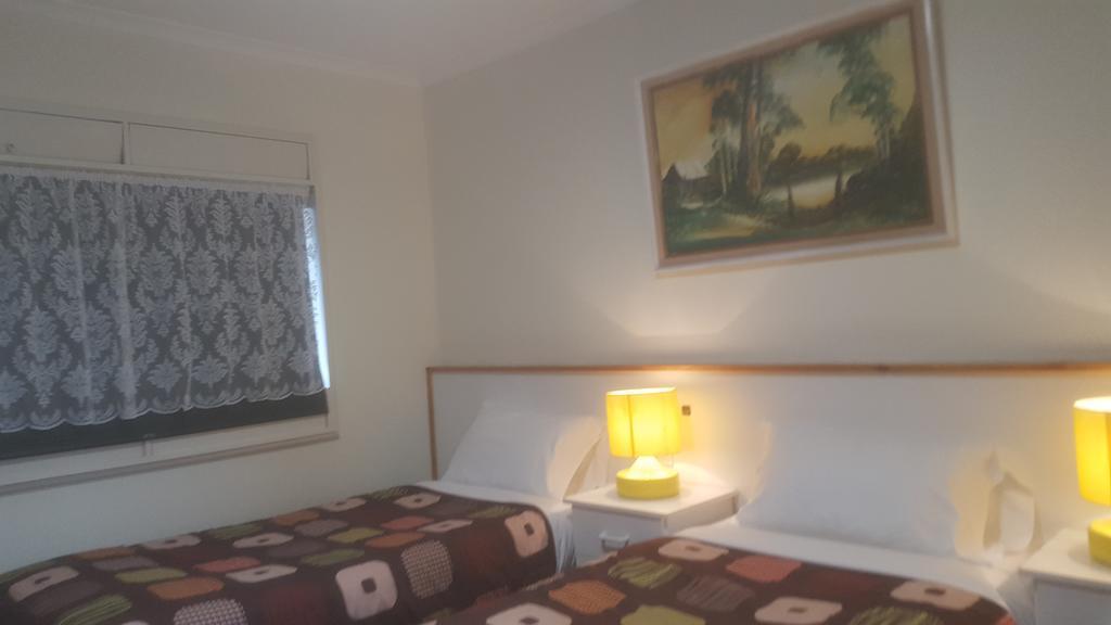 Clunes Motel ภายนอก รูปภาพ