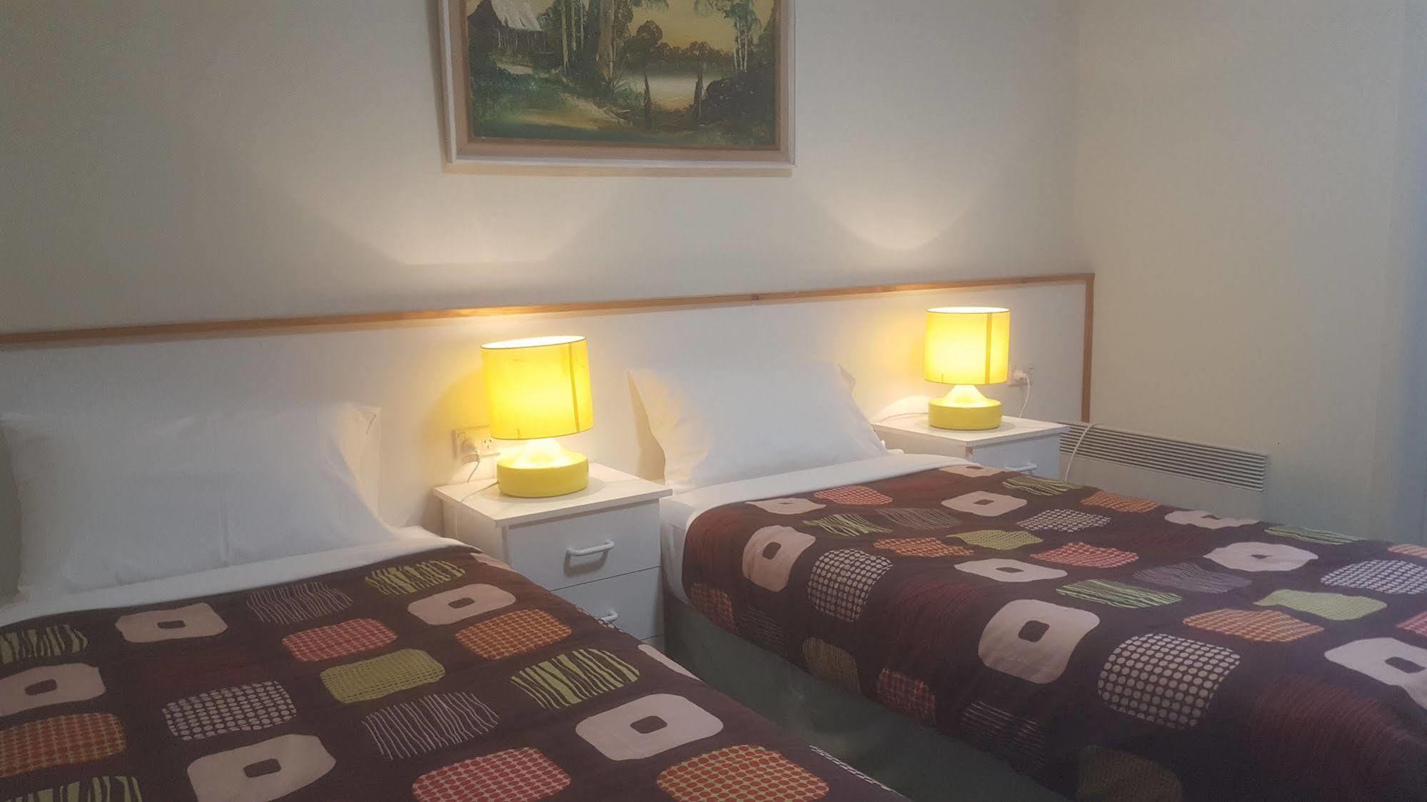 Clunes Motel ภายนอก รูปภาพ